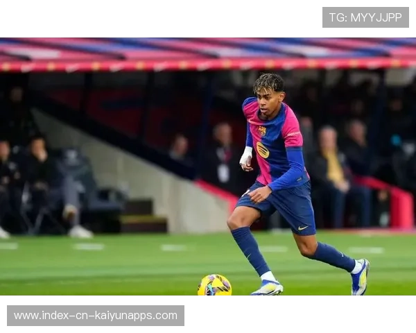 巴萨瞄准技术型后防新星，引领未来防线革新